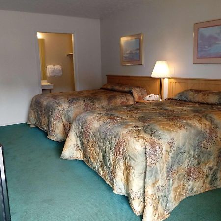 Travelodge By Wyndham New Philadelphia Dış mekan fotoğraf