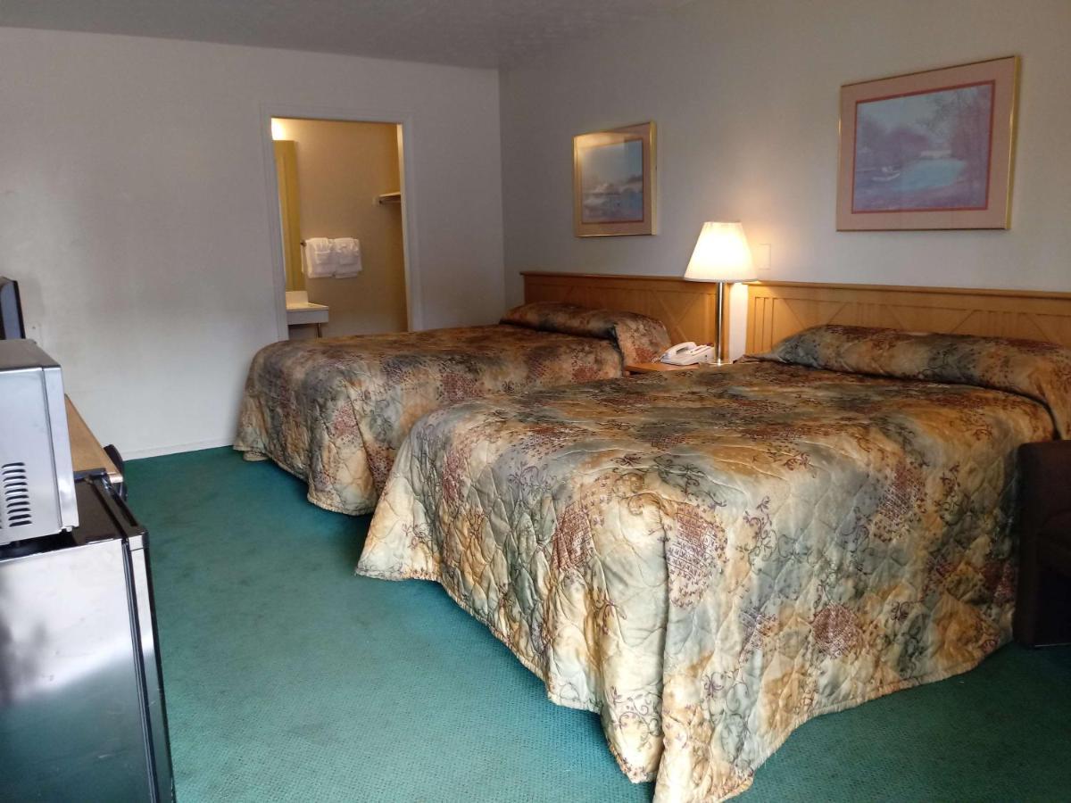 Travelodge By Wyndham New Philadelphia Dış mekan fotoğraf